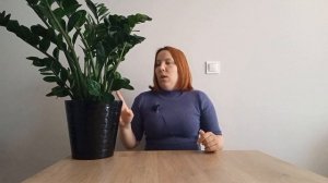 ПОЧЕМУ у замиокулькаса растут новые листья МАЛЕНЬКИЕ,