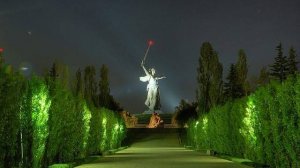 В парке у  Мамаева кургана. Поёт Валентина Дробышева.