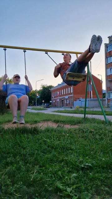Девочка соревнуется с моей особенной дочкой. #влог #ка?