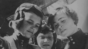 ДЕВЧОНКИ-СОЛДАТЫ.mp4