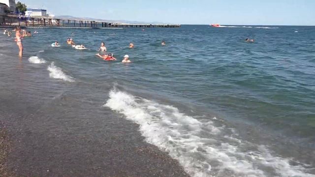 Крым. Алушта. Рабочий/Профессорский Уголок. Июль-авгус смотреть онлайн