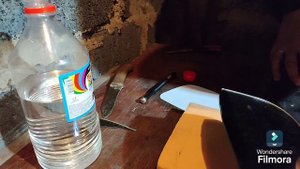 Как вырезать зеркало для мотоцикла самому в домашних ?