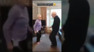 Хорошо быть женщиной. Стихи Владимира Ежова