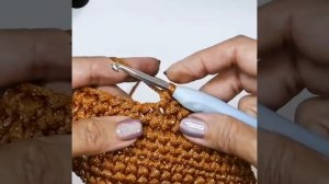 Узор крестики крючком по кругу.