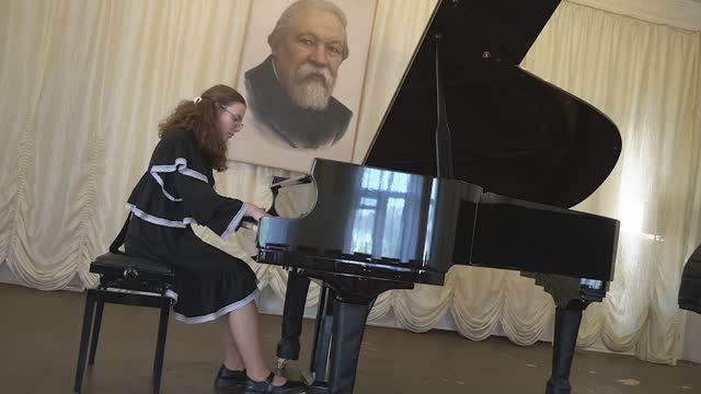Симфония поколений: старейшая музыкальная школа Костромы празднует 135-летие