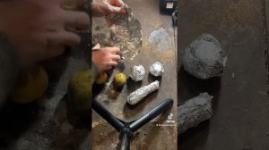 Картошка в печи: фольга vs. открытый огонь – что вкусне?