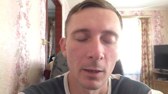 Почему на телефоне зависает камера при включении?