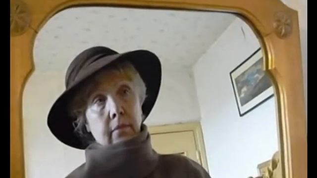 Почему бабушка учит французский язык? смотреть онлайн