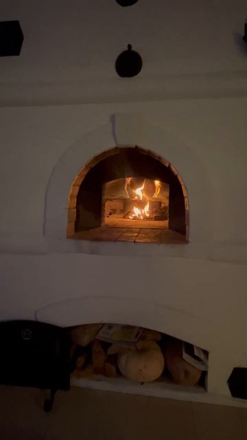 Затопили печь/ #emiliaboom #дома #хорошо #русскаяпечь #уютно смотреть онлайн