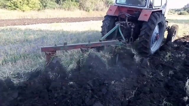 ОРАНКА 2022.ПЕРШИЙ ВИЇЗД. ПЛУГ ПЛН-3-35 З САМОРОБНИМИ УГЛО? смотреть онлайн