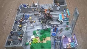 Lego,Лего выживание зомби:"Побег из города"2 серия