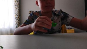 слепил тралалело тралала , трипи тропи тропо трипа , ил сапто хипопотом . это бомба.