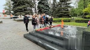 Участники легкоатлетической эстафеты МБОУ "Гимназия №97 г. Ельца", посвященной 80-летию Победы в ВОв