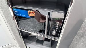 Распаковка — Микроволновая печь Midea AM820CMF