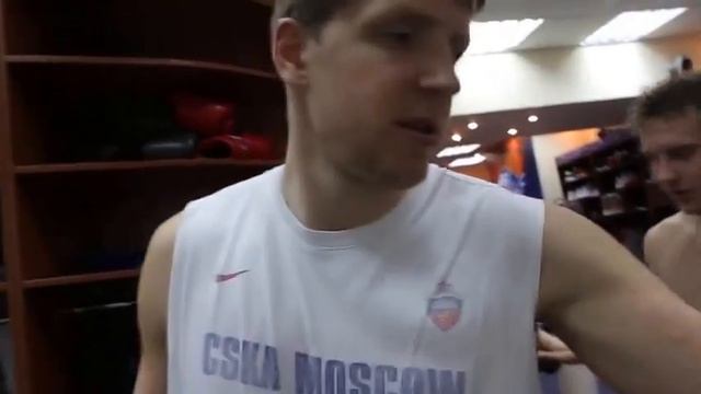 Inside CSKA  Приколы над Аароном Джексоном на его день рождения