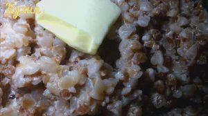 Каша гречневая на молоке. Каша гречневая в мультиварке. Каша гречневая. Каша молочная гречневая