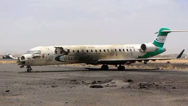 Разрушения в Йемене после ударов США и Израиля по гражданскому аэропорту