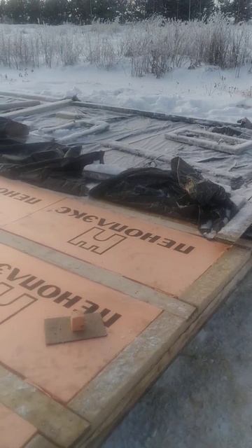 Продолжаю строительство, своего курятника.I continue to build смотреть онлайн