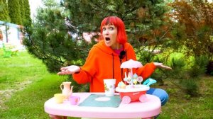 Игры в машинки с Машей Капуки Кануки – Что такое незам