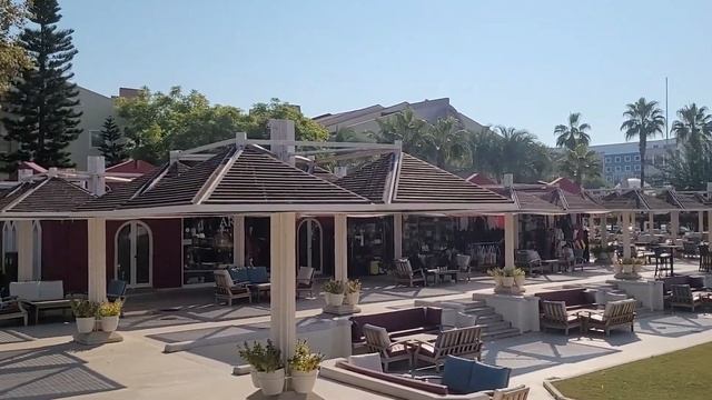 Самый ЯРКИЙ отель в Турции - Kamelya Aishen K Club Side смотреть онлайн