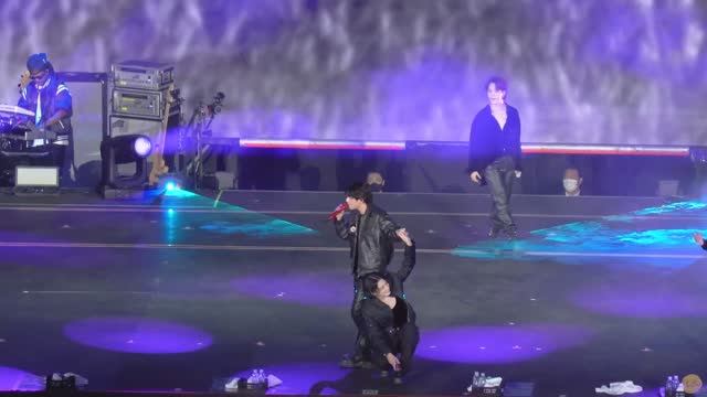 BTS save me 4K Fancam  221015 BTS YET TO COME IN BUSAN CONCERT_1080p