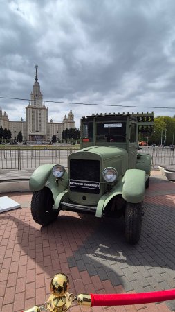 Видим такое впервые. Выставка военной техники "Моторы Москвы"