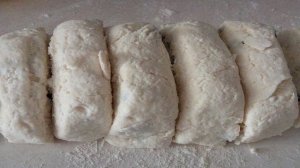 Сырники-творожники с кокосом и изюмом