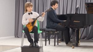 "Я на камушке сижу" #балалайка #balalaika #Бористрояновский