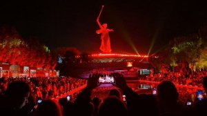 :Свет Великой Победы" - Инсталляция на Мамаевом Кургане