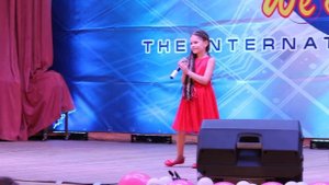 Ксения Незнамова 7 лет_Над музыкой парю(Петряшева, Утенкова)_Мы Вместе 2015