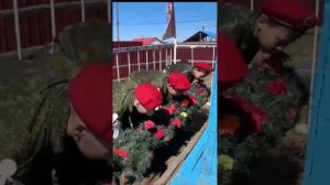 Улуу кыайыы 80 сылын көрсөр Холгума нэһилиэгин парада