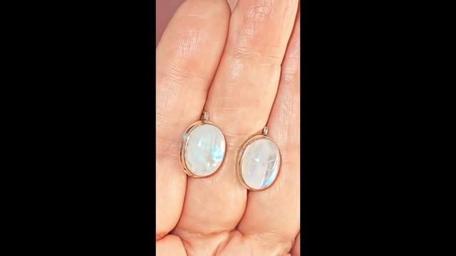Серебряные серьги и кольцо с натуральным Лунным камне