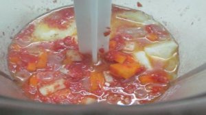 Томатный суп с яйцом