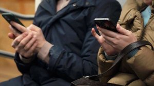 Эксперты предупредили об аферах, связанных со сбоями мобильной связи