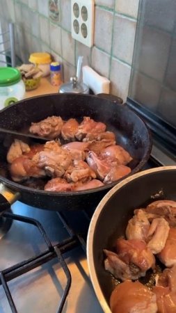 Суп "Картошка с мясом". Жаркое из  курицы с картофелем. Готовит Эдуард Иванович.