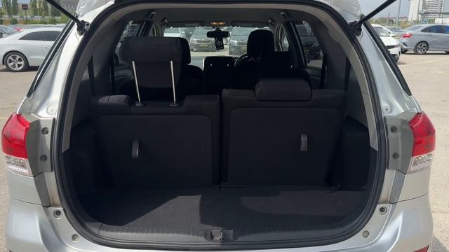 Toyota Wish II, 2011