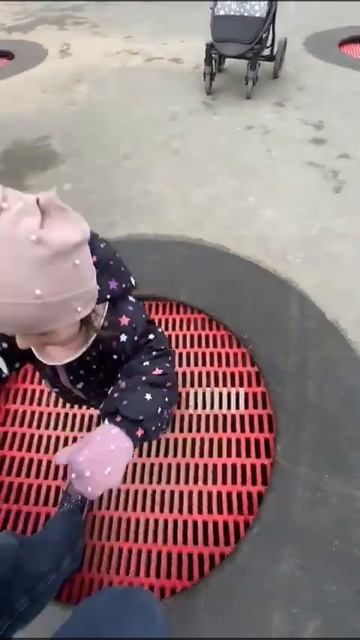 #батут #прыжки #прогулка #дочка #виталина смотреть онлайн