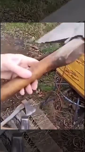 Как должен звучать топор смотреть онлайн