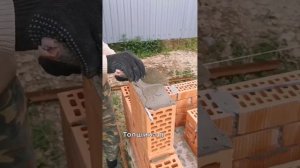 Как построить туалет из кирпича