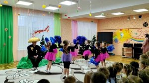 Мюзикл по сказке Владимира Сутеева "Под грибом", Сад "В?