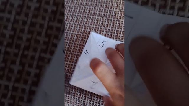 гадалка из бумаги за 5 минут без клея и ножниц смотреть онлайн