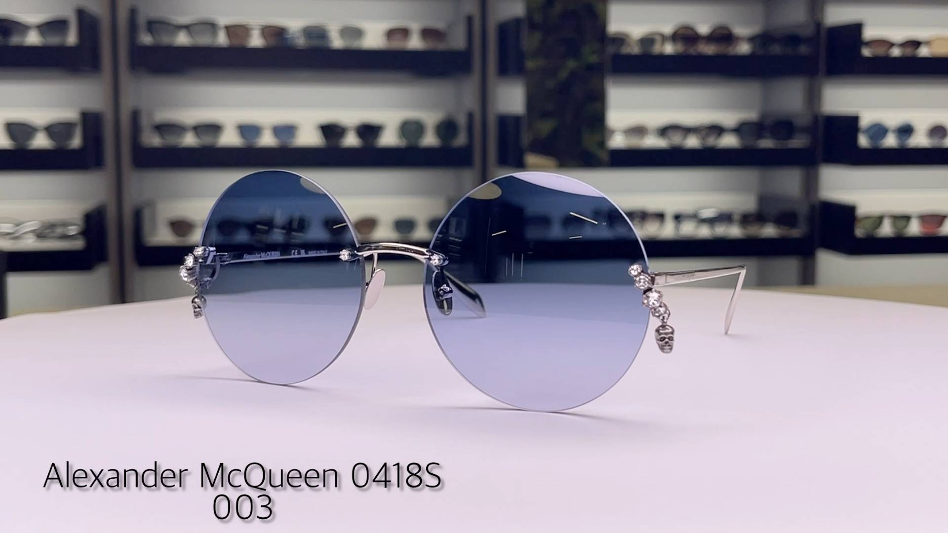 Женские солнцезащитные очки Alexander McQueen 0418S 003 с кристаллами: обзор и распаковка