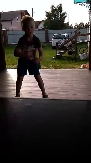 Мой маленький брейкдансер