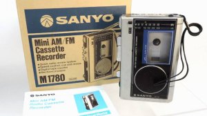 Кассетный магнитофон Sanyo M1780 Mini AMFM-Япония-1980-1981-год
