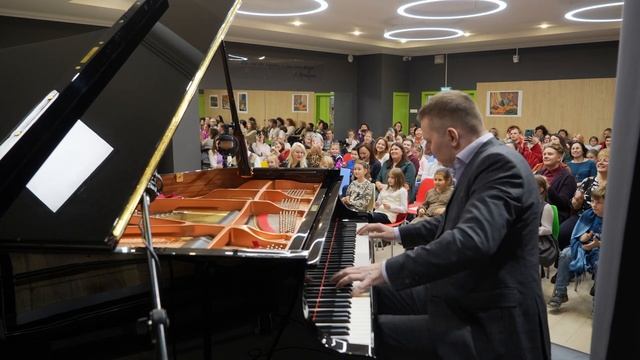 Мариам Мерабова и Олег Стариков. Концерт в ДШИ №10 (г.Москва)