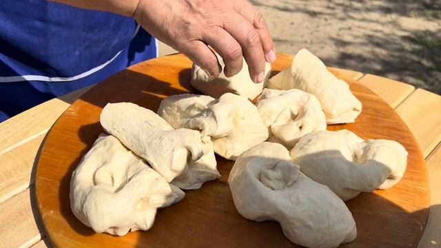 Тандыр нан для семьи. Сельская жизнь.