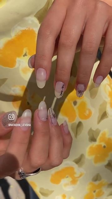 Transparent #маникюр #гельлак #покрытиеногтей #красивыеногт