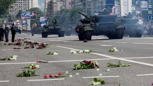 Перед глазами Первый Парад Победы в Донецке