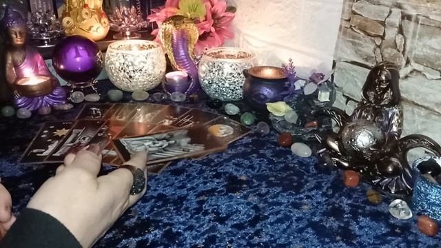 ЧТО СЛУЧИТСЯ С МИНУТЫ НА МИНУТУ? #ТАРО РАСКЛАД ГАДАНИЕ ОНЛАЙН