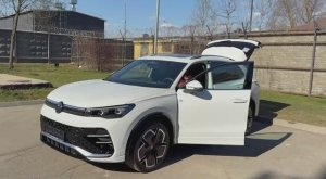 Выдали Tiguan L PRO 2025 с Black пакетом в максимальной комплектации за 4,55 млн